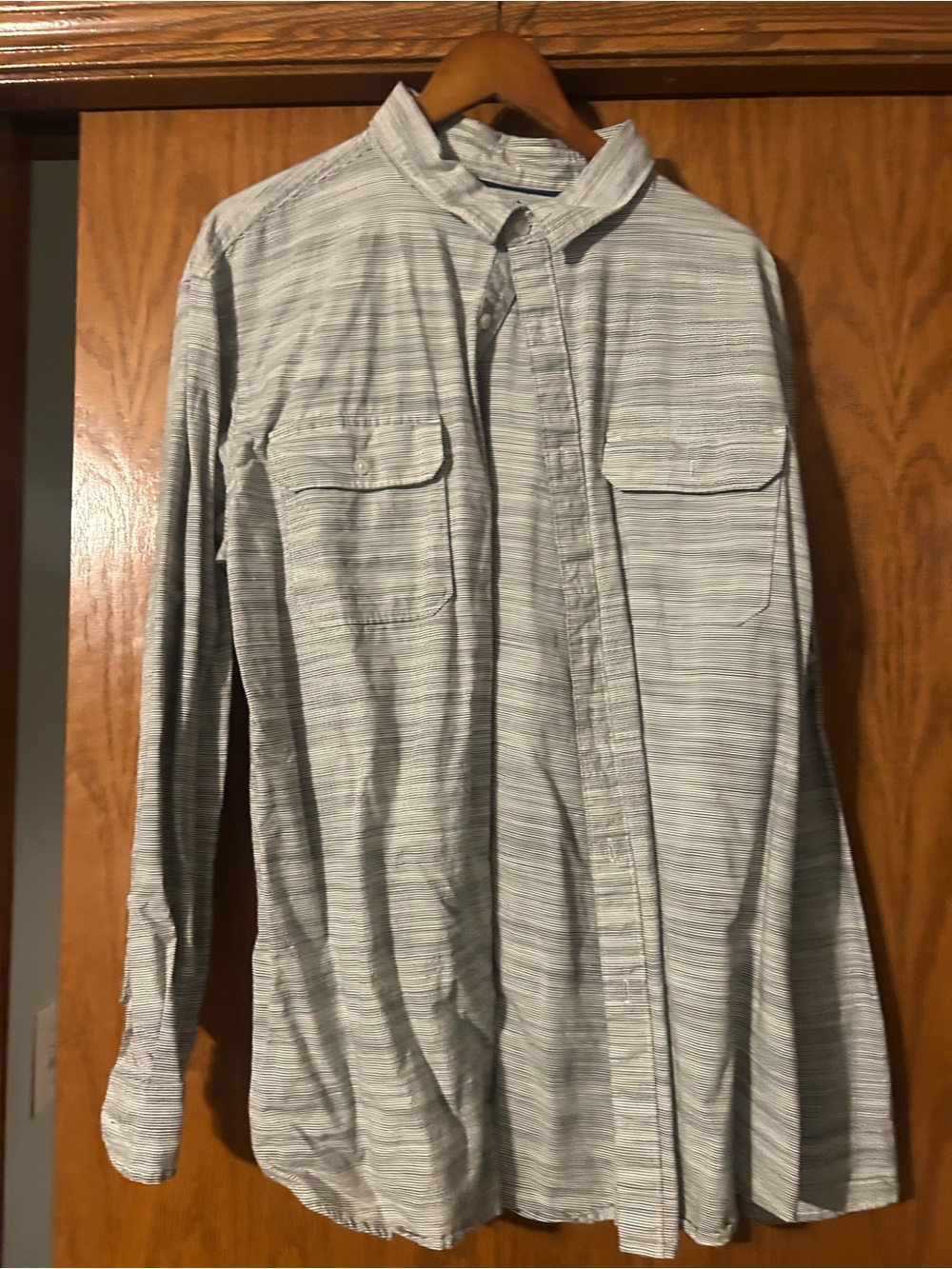 Apt. 9 Men's Light Gray Striped Casual Button-Down Shirt
